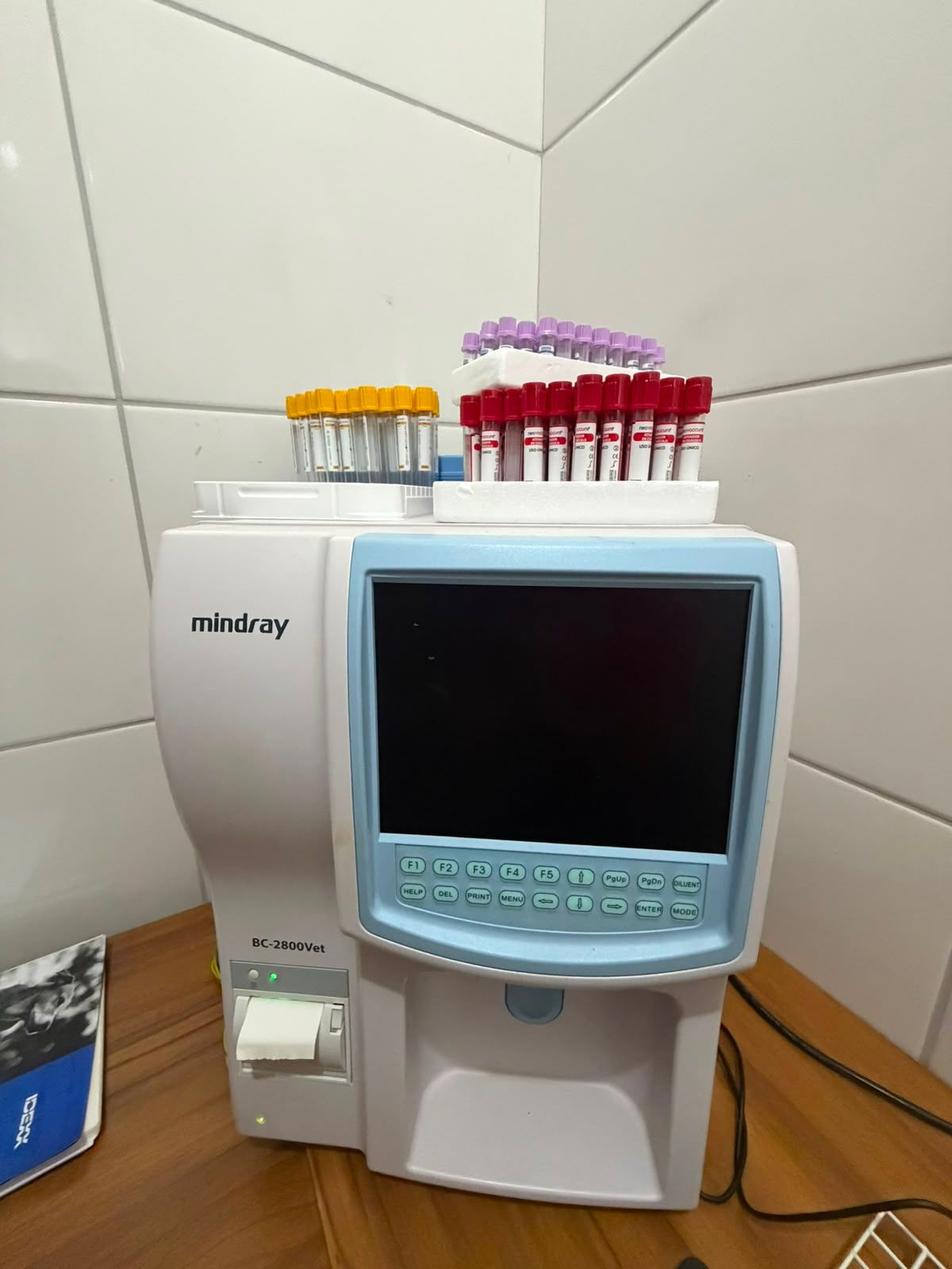 Equipamento de análises clínicas veterinárias da Vet Mais Três Fronteiras